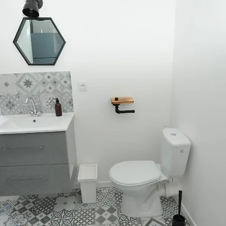 Pres Des Bassins, 35m2 Hyper Centre Апартаменты